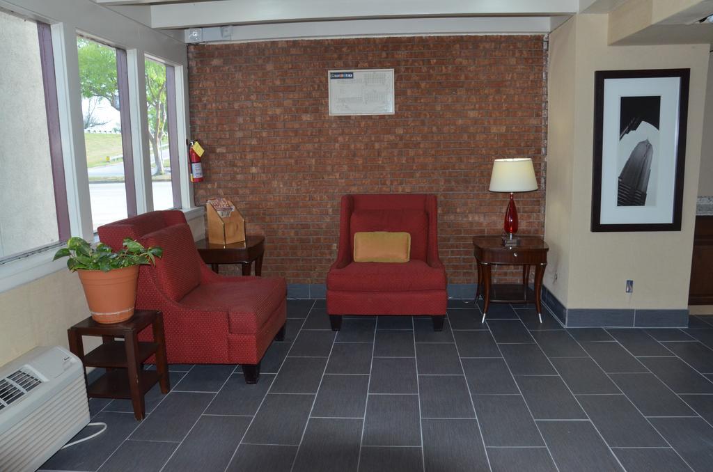 Americas Best Value Inn Augusta Historic Downtown Exteriör bild
