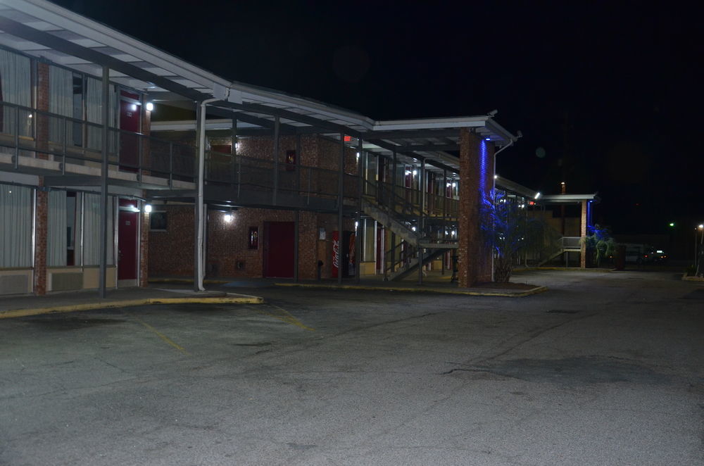 Americas Best Value Inn Augusta Historic Downtown Exteriör bild
