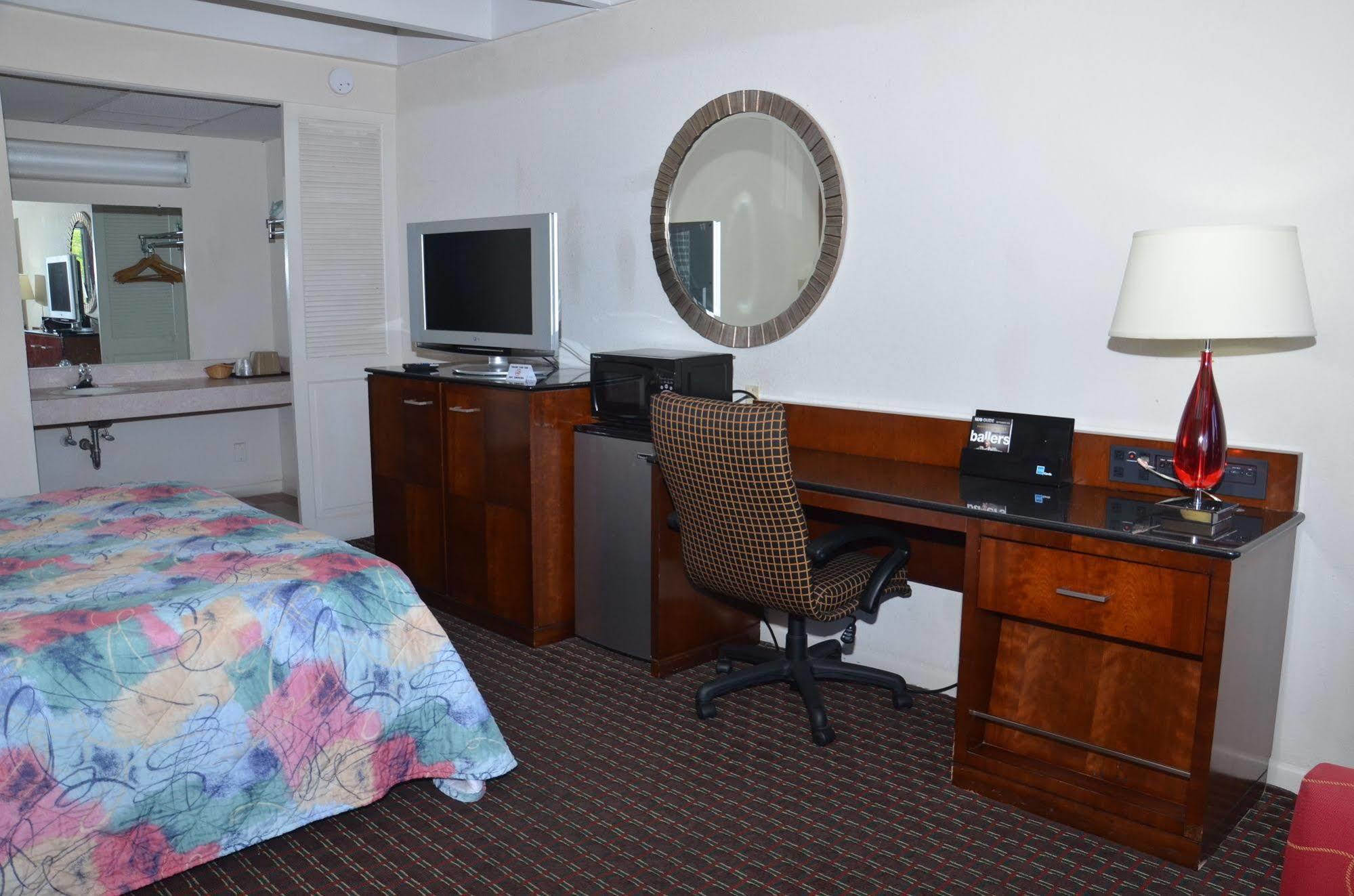 Americas Best Value Inn Augusta Historic Downtown Exteriör bild